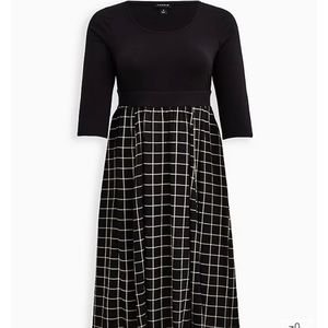 Black and Plaid MIDI Dress with pockets - NWT!